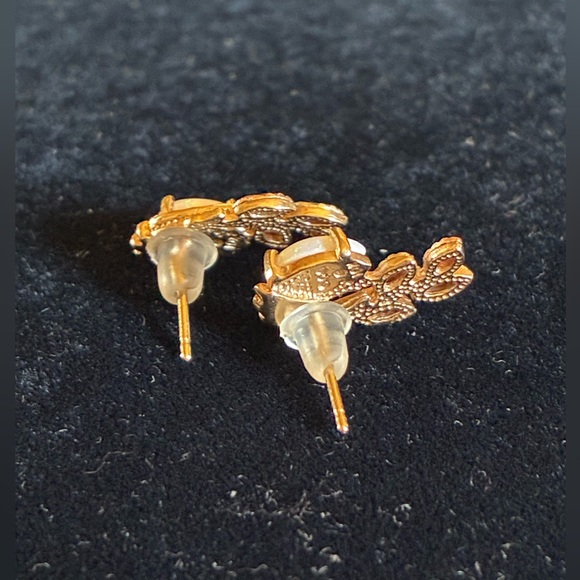 Simply stunning Black Hills gold opal leaf earrings 10K - Picture 4 of 5